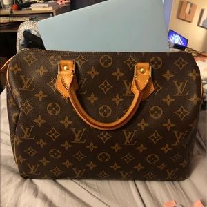 Louis Vuitton Speedy 30